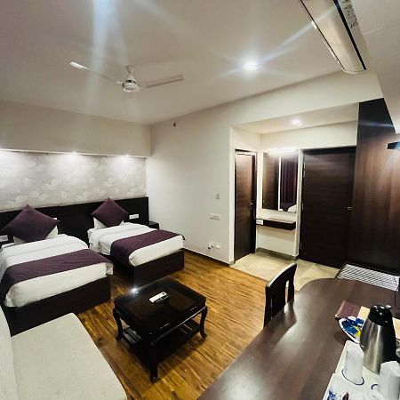 Hotel The Great Ganga Rishīkesh Zewnętrze zdjęcie