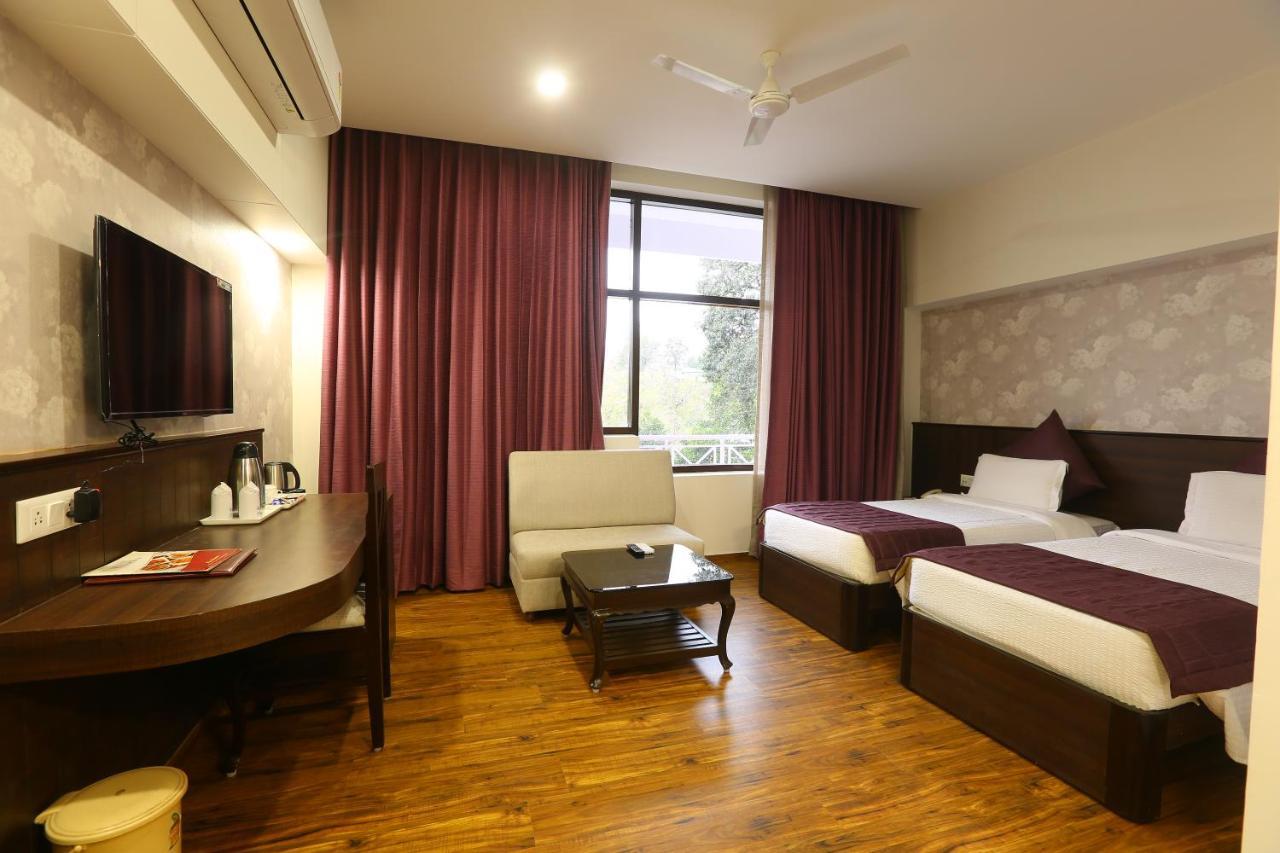Hotel The Great Ganga Rishīkesh Zewnętrze zdjęcie