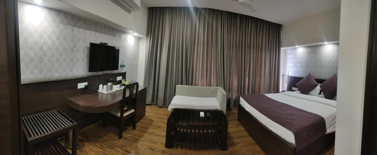 Hotel The Great Ganga Rishīkesh Zewnętrze zdjęcie