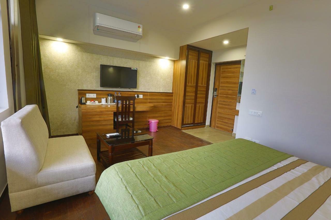 Hotel The Great Ganga Rishīkesh Zewnętrze zdjęcie